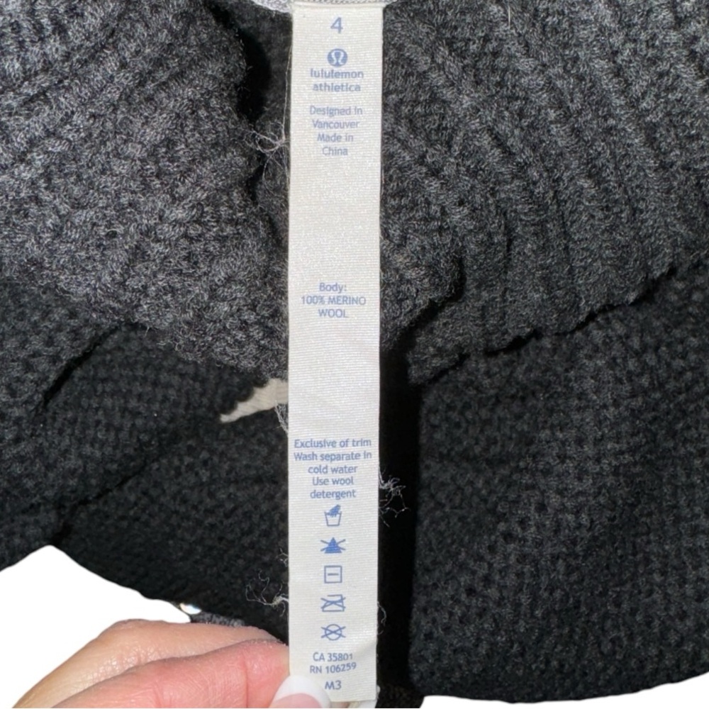 LULULEMON Karma Kurmasana Merino Wool Heather Black Sweater Size 4 - Picture 6 of 16